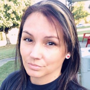 Meet your Posher, Sabrina